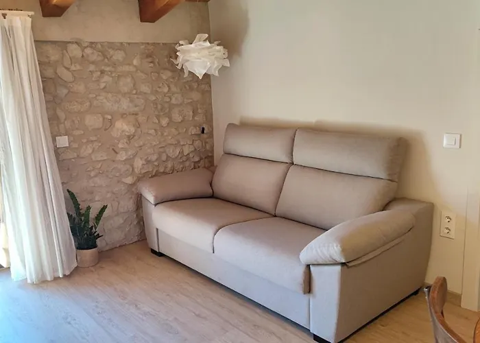 Barraca * Avinyonet de Puigventós